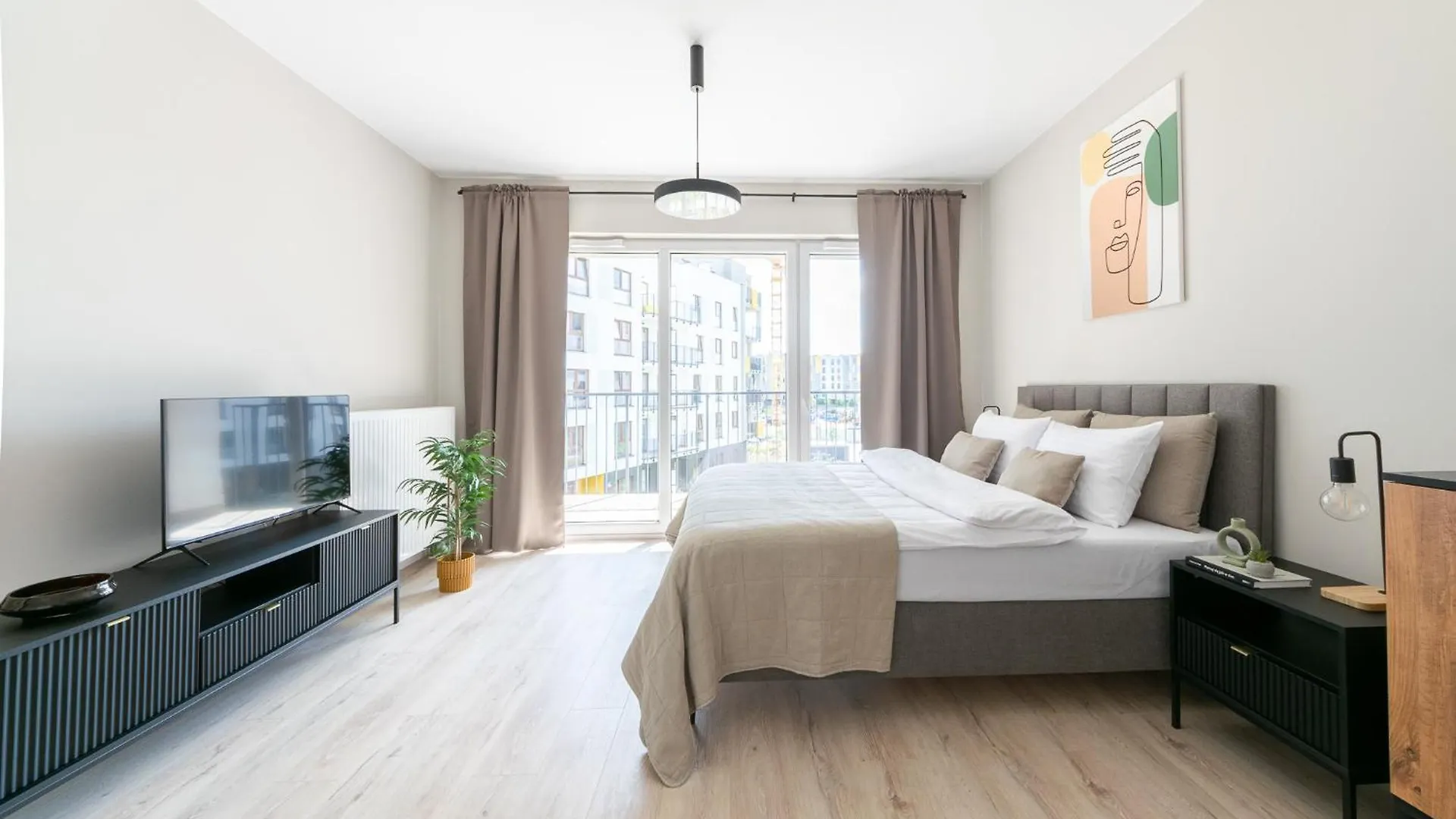 Platinum Apartments Warsaw