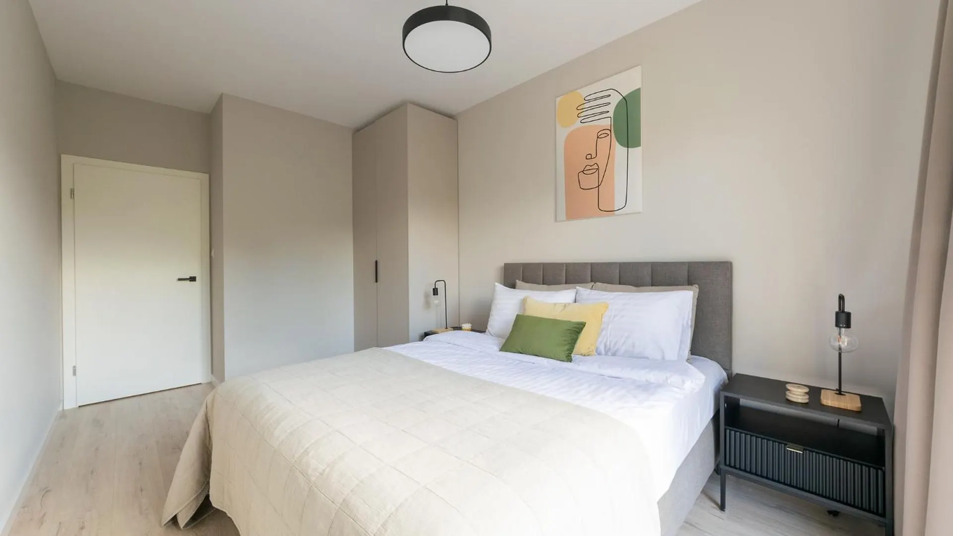 Platinum Apartments Warsaw