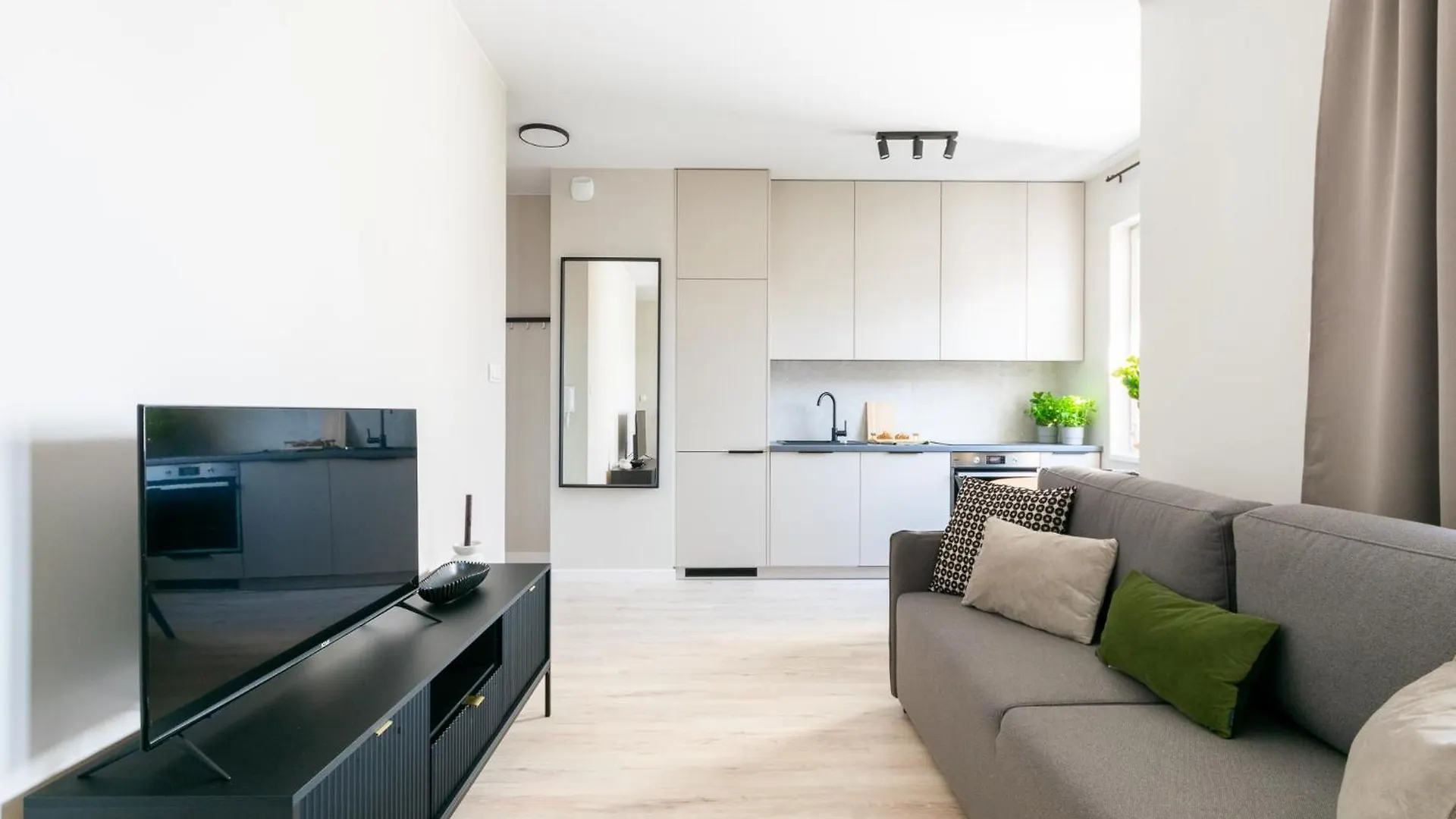 Platinum Apartments Warsaw