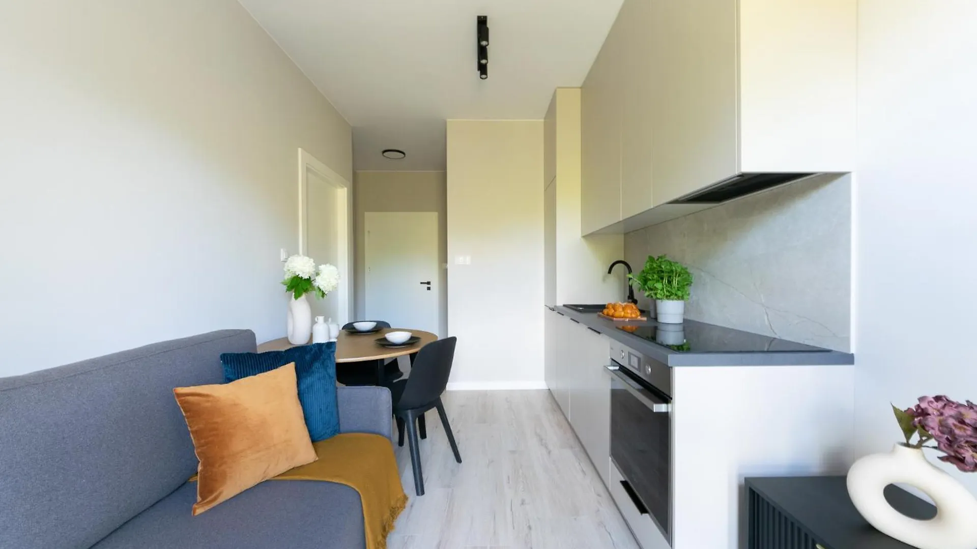 Platinum Apartments Warsaw